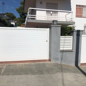 Portal- Porteria de aluminio en castelldefels